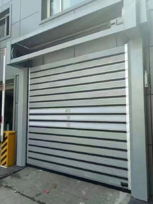 Porte d'entrepôt de sécurité en spirale en alliage d'aluminium avec classe de protection IP55 personnalisée